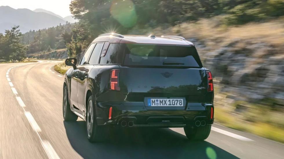 Ντεμπούτο για το νέο ΜΙΝΙ John Cooper Works Countryman με 300 PS